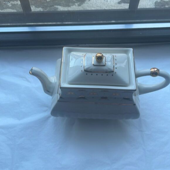 ❤️The Met Collaboration Teapot…simply Gorgeous! - Picture 9 of 12